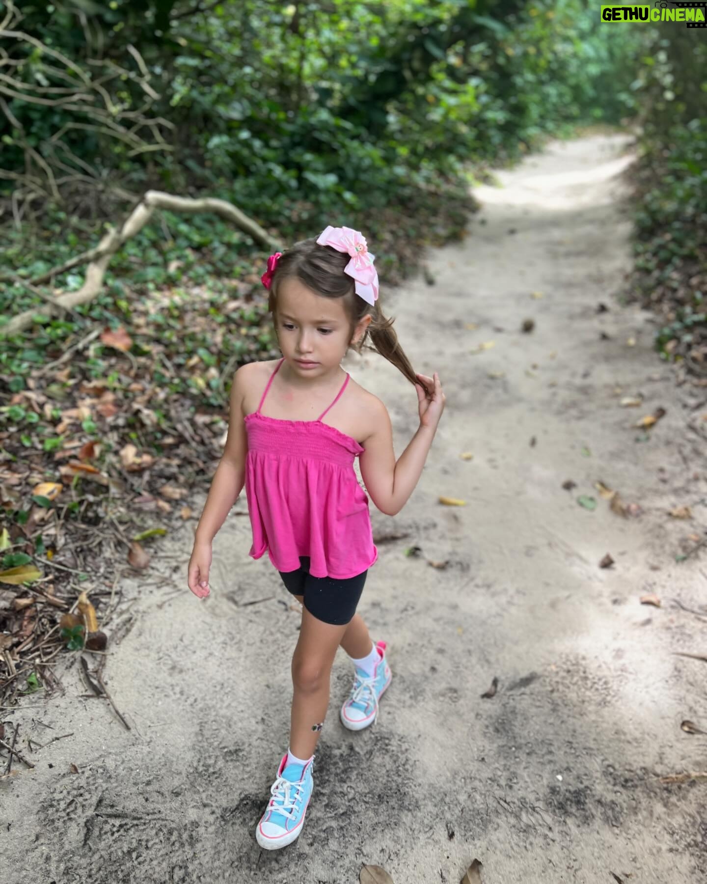 Juliana Didone Instagram - Tem segunda que é sábado… mato! 💚
