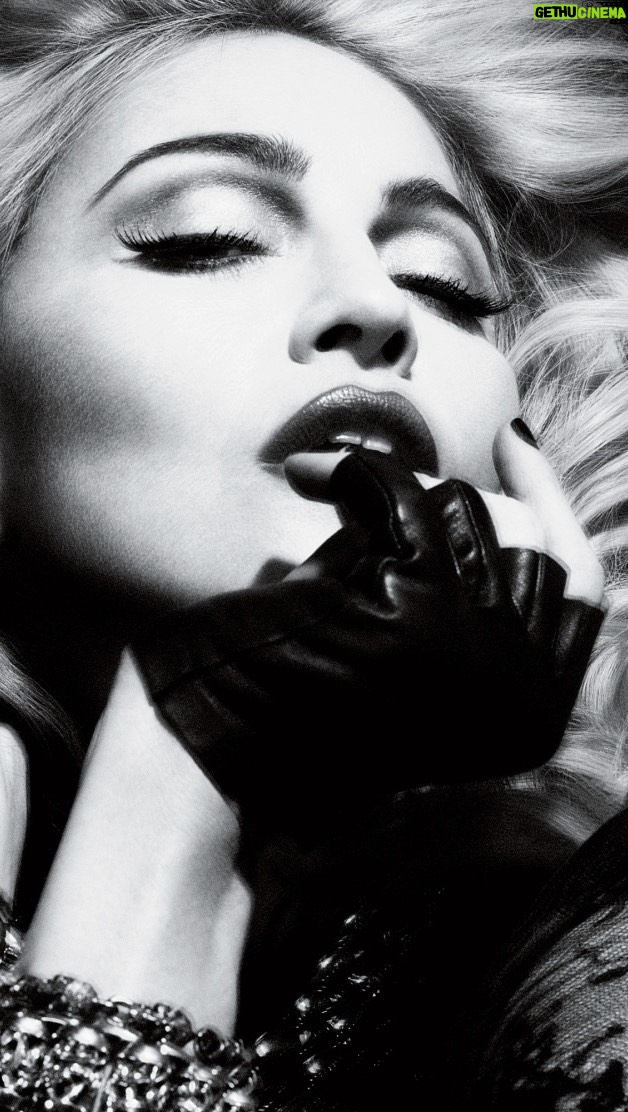 Juliana Paes Instagram - Faz tempo que eu amo! @madonna #MadonnaInRio
