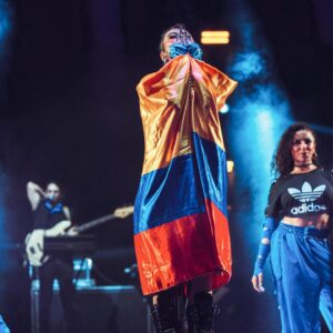 Juliana Velásquez Instagram - 7 Nominaciones en los Premios Nuestra Tierraaaaaaaaaa 🥹🇨🇴🦋😭♥️

Los premios de mi país… Con los que crecí… Los nuestros ❤️‍🩹

Gracias infinitas @premiosnuestratierra.
A mi equipo, familia, a Diosito, a la música y gracais siempre a ustedes mi pipol preciosa por abrirle las puertas a mi música y por hacerme feliz la existencia 😭🫠.