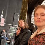 Julianne Moore Instagram - See the queen behind me? That’s Laura Callahan, the world’s best PA. I am astonished by her ability to be empathetic, intuitive, and caring crossed with her bad ass knack for getting things done. I loved seeing her gorgeous face everyday and I’m going to miss her so much!!!! My loss is someone else’s gain @lorrss !!! Thank you for being you - love you Laura. ❤️❤️❤️❤️❤️❤️❤️❤️❤️ #maryandgeorge