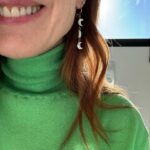 Julianne Moore Instagram – Madrid ❤️
La Voyage Dans La Lune earrings
Boogie Nights earrings @hemisferio.luna