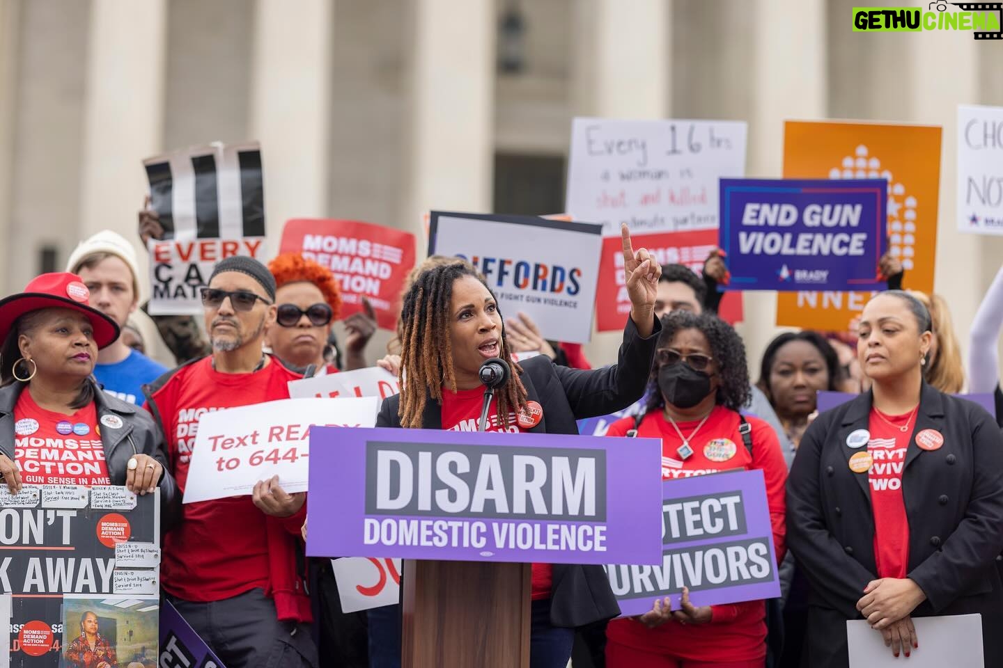 Julianne Moore Instagram - This #WomanCrushWednesday, I want to highlight the dedication of Angela @FerrellZabala, who last week celebrated her one year anniversary as the executive director of Moms Demand Action. Fittingly named after the iconic Angela Davis, Angela is a longtime activist, who has always fought to leave our world better than she found it. At the helm of @momsdemand, Angela has taken the gun violence prevention movement to new heights, emphasizing inclusivity and diversity every step of the way. Angela crisscrosses the country, visiting red states and blue states alike, to meet with survivors, students, and advocates. She always emphasizes the importance of intersectionality, and aims to center the people most impacted by this crisis with solutions that reflect the depth of what’s needed to create a safer country. As a mother of four herself, she knows exactly what’s at stake. Whether it’s rallying at the Supreme Court, partnering with community organizations on the ground, or showing up at state houses across America, Angela is dedicated to building our movement with a fiery hope that is contagious to anyone who meets her. Congrats on one year, Angela!