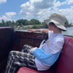 Julie Bowen Instagram - Down, but not out! John is back in a boat after yesterday’s run-in with a rogue wave.