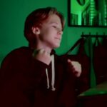 Julie Bowen Instagram - Every mom swears by him, every boy wants him on his team. The name’s SKRUB. JB SKRUB.