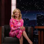 Julie Bowen Instagram - @ItsJulieBowen on her @HarryStyles obsession…
