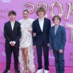 Julie Bowen Instagram - From my kitchen table to set in Vancouver to sharing the premiere of Prom Pact with my kids, this has been an amazing ride!