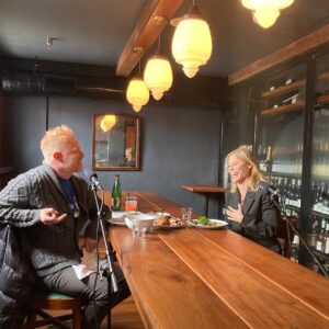 Julie Bowen Instagram - The first episode of Dinners on Me is finally here and there was no better way to launch this podcast than reuniting for dinner with my tv sis, Julie Bowen. We ate at 📍 Republique in LA — and she only managed to make me blush…. twice. 😩😂🫣 Thankfully you can’t see that because it’s a podcast… you’ll just have to take my word for it. 

Listen now at the link in my bio and wherever you get your podcasts! https://listen.sonymusic-podcasts.link/dinnersonme

Have you already listened? Let me know what you think below!