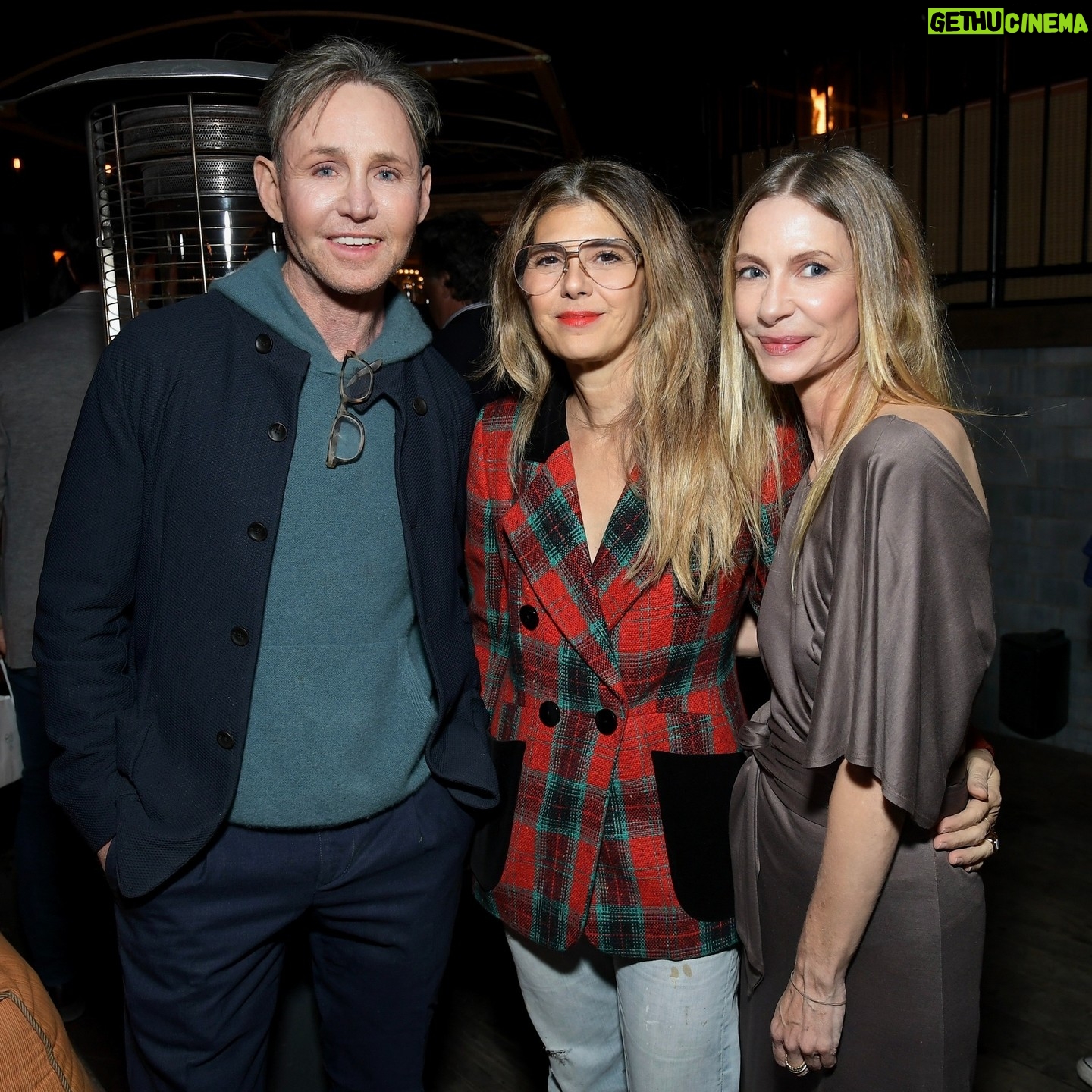 Julie Bowen Instagram - I got to go to the launch of my friend's new skincare line @aramoreskincare. She helped develop the line while camping out at my house, so I got to be a guinea pig. I can say first hand this stuff is the BOMB. Congrats to #stephenkennedysmith and @appleviaandco!