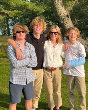 Julie Bowen Instagram - Every day is “Son’s Day” at my house, but today I get to post pics!! Video courtesy of @scottphillips, a great dad to 3 boys of every age…