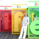 Julie Bowen Instagram - #ad I had such a great time yesterday at the @lifecereal pop up phone booth experience talking to parents and hearing all your great advice in person! Seriously, so helpful...parents can truly do it all. Looking forward to hearing even more of your tips and tricks from across the country this week over the phone because... Life Cereal’s parenting tips hotline is still live - you can call in at 1-855-443-9595 through November 19 to share or discover some #ifykyk advice that makes life a little easier for your family. So what are you waiting for – let’s hear it! @lifecereal