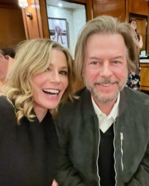 Julie Bowen Instagram - Last night I got to celebrate my old pal @adamsandler receiving the Mark Twain prize. I don’t know what it is, but if it’s a prize for being nice, the Sandman deserves it. A hilarious evening made all the more hilarious by my delightful dinner partner @davidspade. Congrats, Adam!!!❤️