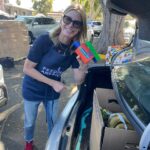 Julie Bowen Instagram - 1 in 3 low-income American families have struggled to afford basic non-food household goods. @JBSKRUB joined @FeedingAmerica at @nvcsinc to provide some of our products to families in need. Join the cause by visiting www.feedingamerica.org/take-action/volunteer