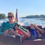 Julie Bowen Instagram - Thousand Islands photo dump. What a magical time with the extended family. I’m so grateful to my aunt and cousins for letting us crash their solitude. Thanks most of all to my sister-wife @helentextor for making me laugh no matter how much laundry there was.