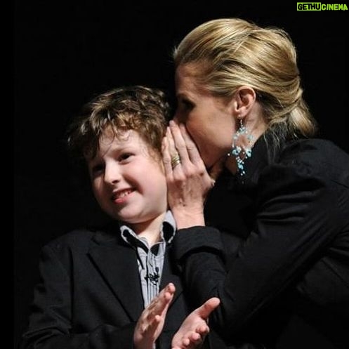 Julie Bowen Instagram - I know you’re a grown man now, Nolan, but I’ll never stop whispering terrible advice in your ear. Happy Birthday to my fake son who taught me how to be a real mom. I love you!