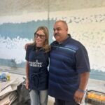 Julie Bowen Instagram - 1 in 3 low-income American families have struggled to afford basic non-food household goods. @JBSKRUB joined @FeedingAmerica at @nvcsinc to provide some of our products to families in need. Join the cause by visiting www.feedingamerica.org/take-action/volunteer
