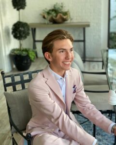 Julie Chrisley Instagram - Happy Birthday @graysonchrisley I can't believe my baby is 16 today! I am so proud of the young man that you are. I love you with all my heart and thank Hod everyday that he chose me to be your mom! #happybirthday #sweet16
