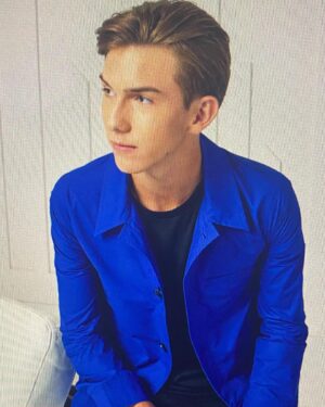 Julie Chrisley Instagram - Happy Birthday @graysonchrisley I can't believe my baby is 16 today! I am so proud of the young man that you are. I love you with all my heart and thank Hod everyday that he chose me to be your mom! #happybirthday #sweet16