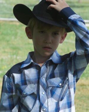 Julie Chrisley Instagram - Happy Birthday @graysonchrisley I can't believe my baby is 16 today! I am so proud of the young man that you are. I love you with all my heart and thank Hod everyday that he chose me to be your mom! #happybirthday #sweet16