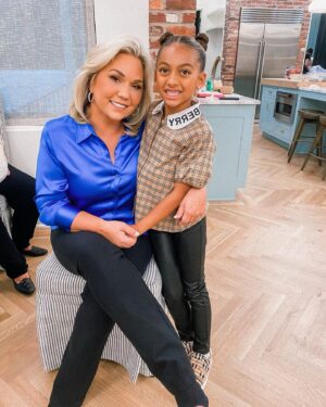 Julie Chrisley Instagram - I can't believe my girl Chloe is 9! I am so proud of youand thank God for you everyday! You are beautiful inside and out! #proudmom #happybirthday #9goingon19