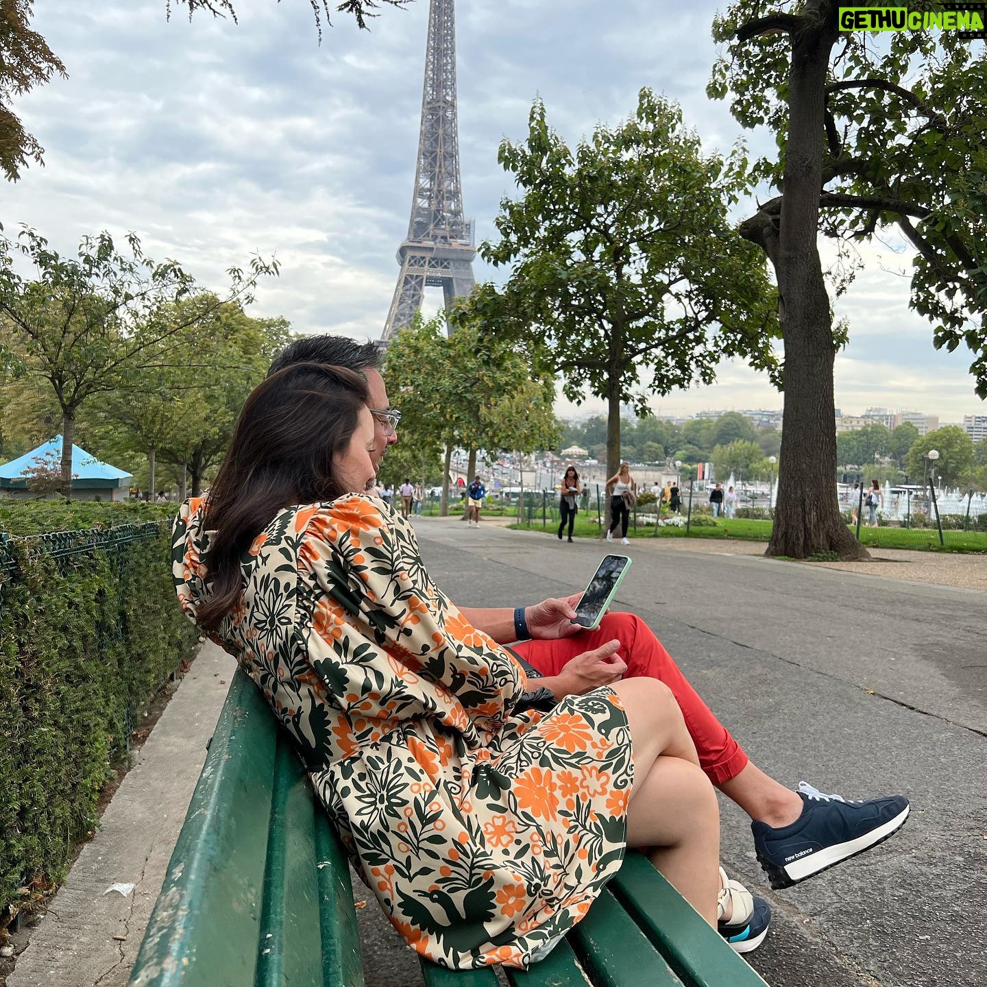 Julie Estelle - 25.2K Likes - Un jour à Paris..