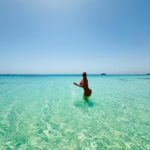 Julie Ricci Instagram – 🌊 🐠 🌍🏝️ et toi… 
Quel seron to prochain voyage si compte en faire un ✈️
Ou quel serait la destination de tes rêves ?