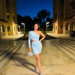 Julie Ricci Instagram - #blue for tonight 🦋