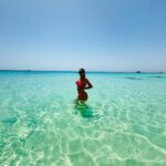 Julie Ricci Instagram – 🌊 🐠 🌍🏝️ et toi… 
Quel seron to prochain voyage si compte en faire un ✈️
Ou quel serait la destination de tes rêves ?