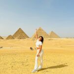 Julie Ricci Instagram - Et un Petit bisous au sphinx de Gizeh 💋