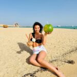 Julie Ricci Instagram – Une journée à Orange Bay des fruits 🍉 🥥 du soleil ☀️ et la mer 🌊 une journée parfaite à #hurghada