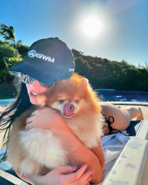 Juliette Instagram - 🧡