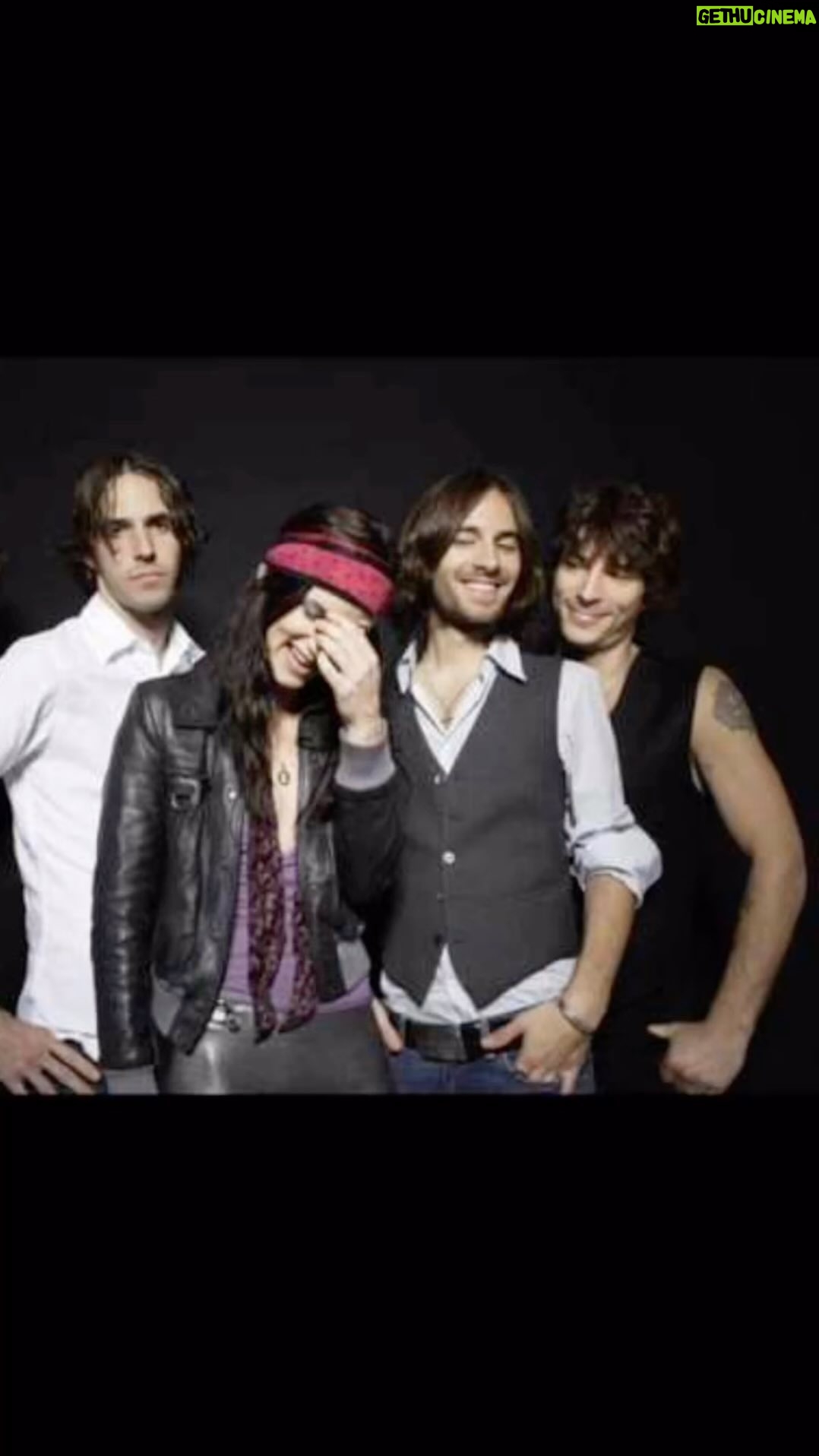 Juliette Lewis Instagram - ⚡️🎸The boys are back in town! band practice-& the countdown begins… The set list is pure 🔥Get ready (more festivals & club shows will be announced soon!)