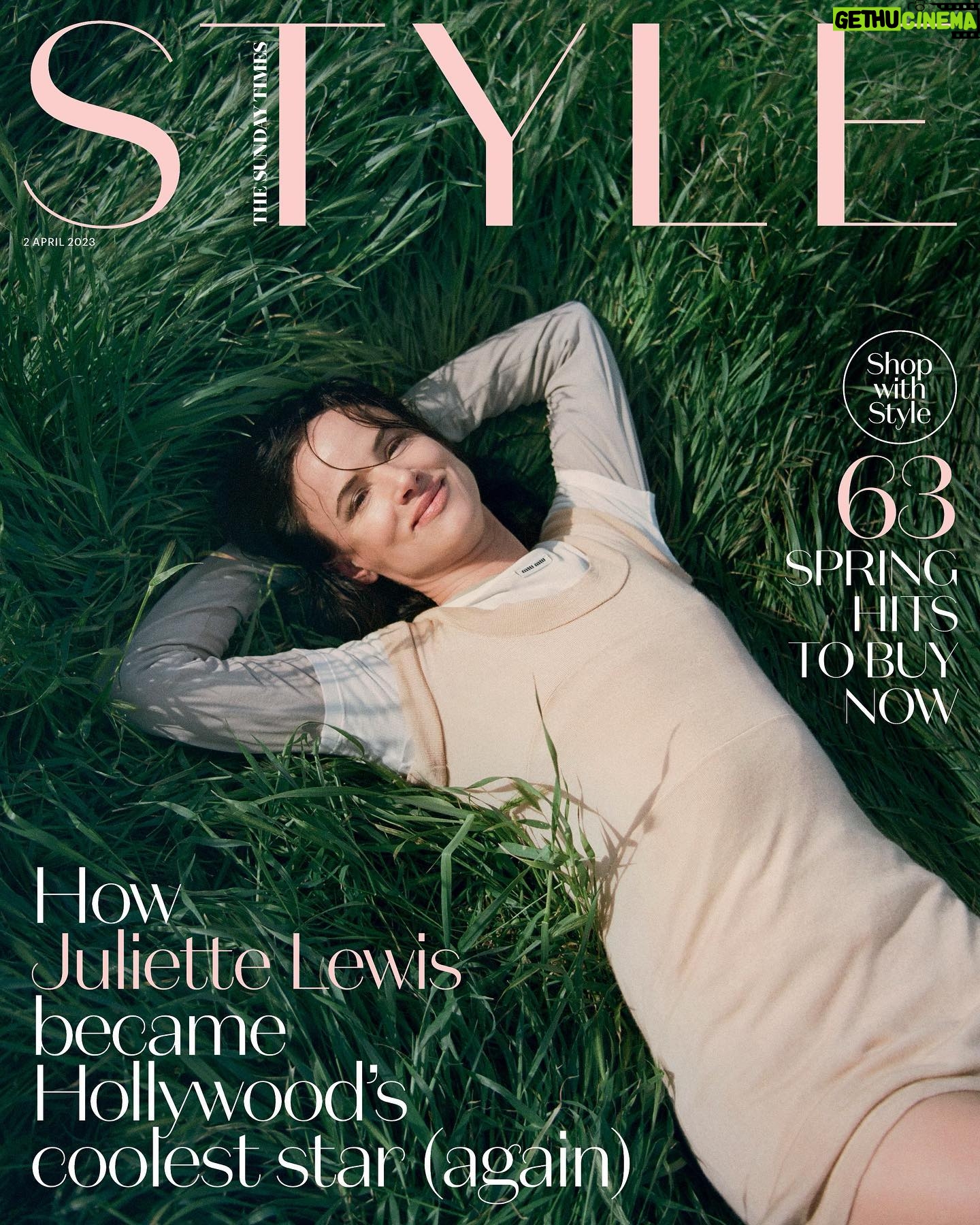 Juliette Lewis - 26.6K Likes - 😃
@theststyle
@oliviamalone
@seanknight
@marandahair
@karo_kangas
@merricures
@homeagency