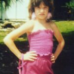 Juliette Lewis Instagram - I had pink feather earings & thought I was cool obvi - 8 years old maybe 😂