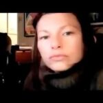 Juliette Lewis Instagram - Because I love her resonance so very much 😌😍 RP @sierraswan I post this every once and awhile because I love it. I love how I sang it this particular night. I had just put my son to bed and had the song in my head all day. The Everly family are so close to my heart, and I had the luxury of knowing Phil Everly throughout my childhood. The most lovely man, and had so much pride being a left handed human like myself, my sis and my Dad, my poor mom. She dealt with a lot of kooky shit between the 3 of us.