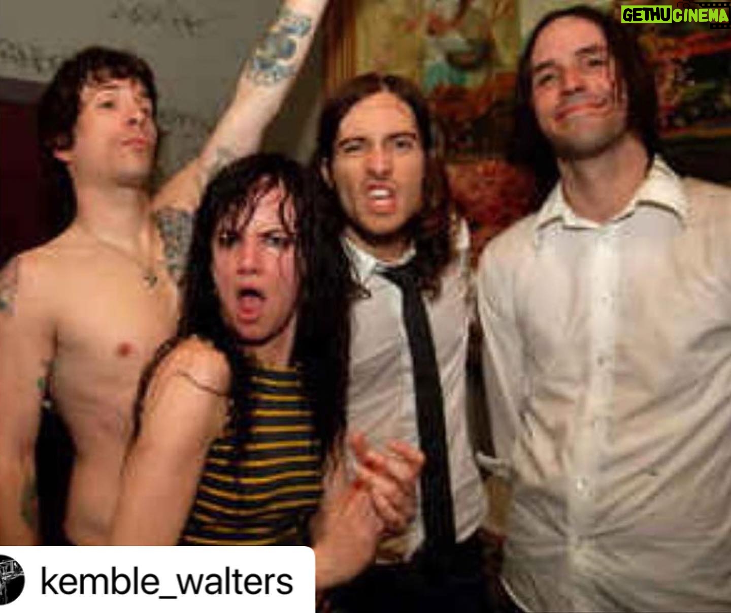Juliette Lewis Instagram - One of the best humans @slippy_wo Jason Womack- beautiful father and forever brother, “Lick” song writer, band mate- that I toured the world few times over with is recovering from cancer surgery -there are a lot of expenses to get back to good health- please help in anyway you can. He’s been walking through this like a champion. R P @kemble_walters (Donate link in bio) Jason, a best bud and bandmate of mine for the last 20 years is a fighter, and the best human on the planet. You’ve probably seen his incredible talents in #JulietteAndTheLicks @pettycashparty #FUEL @venrez and so much more. He’s given the world a lot of love and positivity, let’s give him a little bit back ❤️ @gofundme LINK IN MY BIO