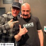 Juliette Lewis Instagram - Nothing more gratifying-being an independent musician and joining forces with other incredible independent musicians- doin things on our own terms AND sellin T F out 🤜🤛 @n8noface @vintagewarband Until the next one!! ⚡️⚡️⚡️⚡️ RP @n8noface What an amazing past two days with @juliettelewis and the licks and @vintagewarband ! Im so grateful for this truly thank you. My heart is filled it was soooo amazing. Thank you everyone! Juliette thank you for the opportunity, you fucking killed it. 🙏🏽