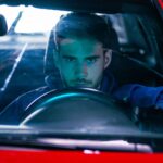 Julio Peña Instagram – Hoy se ha estrenado BERLÍN en Netflix.
Ha sido un viaje trepidante, lleno de emociones y adrenalina, de amor y trabajo. Me siento muy afortunado de haber podido trabajar con un equipo tan lleno de talento, y con una pasión tan grande por lo que hacen. La cantidad de gente que hay detrás de estos 8 capítulos es una absoluta locura… cada segundo es oro puro, así que prestad atención 😉❤️‍🔥
Espero que disfrutéis de Roi tanto como yo lo he hecho, que aporte algo nuevo e interesante a esta historia ya mítica que hoy se expande. Trabajar al lado de esta banda maravillosa ha sido un jodido regalo❤️‍🔥 
Ahora solo queda que vosotros, la gente por la que estamos aquí, disfrutéis de estos meses llenos de trabajo comprimidos en 8 capítulos… 
Espero que así sea, y que “BERLÍN” sea un digno sucesor/predecesor❤️‍🔥
Buen viaje✨
#berlinnetflix