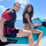 Julio Peña Instagram - A través del mar🌊 Ya en Netflix:) Que equipo lleno de gente bonica❤️‍🔥 Espero que disfrutéis de la peli… aún con todo lo que pasa… He disfrutado TANTO de interpretar a Ares… me ha enseñado muchas cosas, y ha sido un reto maravilloso❤️‍🔥 Nos vemos pronto atravesando otras cosas💜✨ Gracias a toda la gente que ve y aprecia nuestro trabajo:) sois increíbles❤️‍🔥