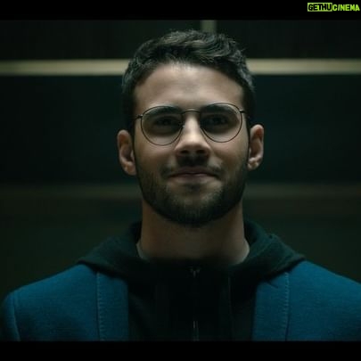 Julio Peña Instagram - BERLÍN llega a Netflix este diciembre ❤️🔥 Aquí tenéis el primer avance de esta brutal nueva historia. Espero que disfrutéis de Roi tanto como lo he hecho yo❤️🔥