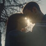 Julio Peña Instagram - Hace unas semanas tuve el placer de trabajar con una artista y persona increíble; hoy ha salido el videoclip de Berlín, en el que tengo el lujo de acompañar a @aitanax Espero que lo disfrutéis mucho❤️‍🔥 Os dejo el link en mi bio… @by_ambiwo @thepandabearshow