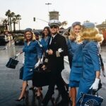 Julio Peña Instagram - Catch me if you can Dirección - Steven Spielberg . Gran reparto, gran película. Varios ejemplos a seguir en esta profesión.