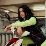 Jumana Karim Instagram - اقوى عامل لبناء الذات هو مراقبه الله واقوى عامل لهدم الذات مراقبه الناس لو شنو رأييكم