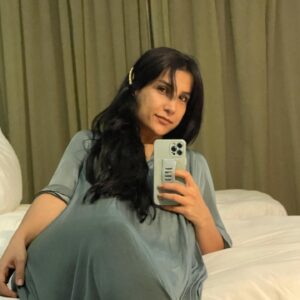 Jumana Karim Instagram - القوة ليست دائماً فيما نقول ونفعل 
احياناً تكون فيما نصمت عنه
فيما نتركه ب إرادتنا
وفيما نتجاهله عن فهم🔐🧡