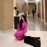 Jumana Karim Instagram - حين تستمر على اي عادة ناجحه ستفاجأ بعد عام او عامين انك تجاوزت اهدافك بأشواط وهااااا قد تجاوزنا👏🏻👏🏻👏🏻👏🏻👏🏻🤍😛I love you all