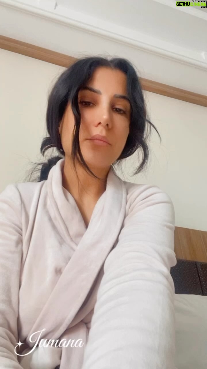 Jumana Karim Instagram - صباح ومساء الحب كاظم يكول اعشق المرأه يكون شكلها على الطبيعه علمود هيج اني اطلع عالطبيعه✌🏻😂