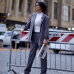 Jumana Karim Instagram - تمنياتي قبل نهايه العام ان يكون كل انسان (انسان)على مايبدو البعض يجد صعوبه في ان يكون انسان🤍🤍 ترقبو الحلقتين المتتاليه من مسلسل#عنبر_6 على شاهد Vip كل خميس بعد ساعه١٢