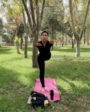 Jumana Karim Instagram - 😘😘عصافيري وين سافرتو هل صيفيه؟
شفتو الريل الراح؟؟ الي مشافه يروح يشوفه
وشاركوني شنو العاده الجديده الي قررتو تتبعوها🤍🤍
@yousefkhallil 🙏🙏