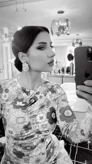 Jumana Karim Instagram - عيدكم مبارك🤍🤍