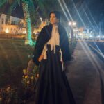 Jumana Karim Instagram - لاتقارن حياتك بأحدهم فالشمس لاتشبه القمر كل يلمع في حينه