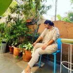 Jumana Karim Instagram - من وين دتابعوني وشكد درجات الحراره؟ اتحفوني😄😄